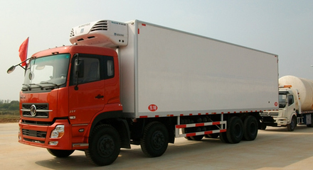 河北張家口廠家專業銷售垃圾車、灑水車、冷藏車，聯系電話 13997858099